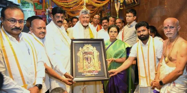 CM offers Pattuvasthrams to Goddess Saraswathi Devi on the occasion of Moolanakshatram on Monday