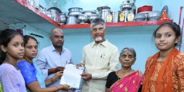 Chandrababu Naidu in Datti village