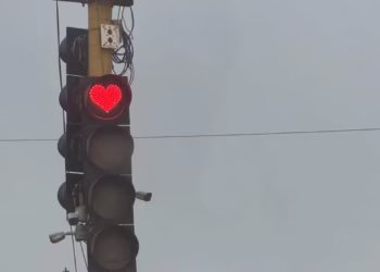 Chennai’s heart-shaped red signals