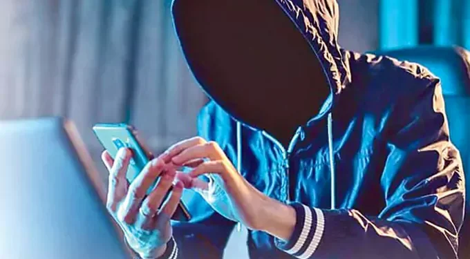 Cyber Criminals Use New Year Scam Tricks, Police Issue Alert