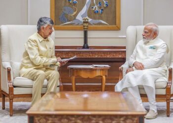 PM Modi Praises Narasapuram Lace Craft | Chandrababu Responds