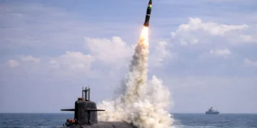 India Successfully Tests K-4 Nuclear Missile from Submarine