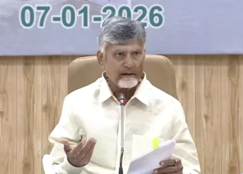 cm chandrababu naidu calls on telangana leaders to stop water politics, saying godavari water is sufficient for all states.