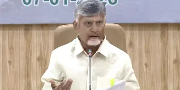 cm chandrababu naidu calls on telangana leaders to stop water politics, saying godavari water is sufficient for all states.