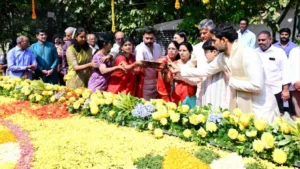 chandrababu celebrates sankranthi with family at naravaripalle