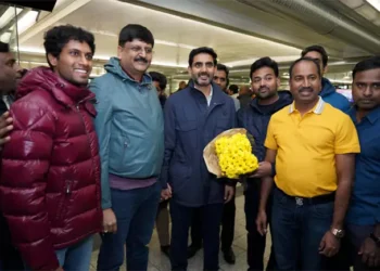 Nara Lokesh Gets Grand Welcome by Telugu Diaspora in Zurich