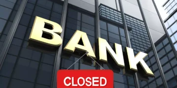 Customers outside a public sector bank during nationwide banks strike