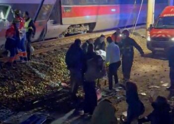 spain train accident leaves nearly 20 dead and over 70 injured after a high speed train derails and hits another train
