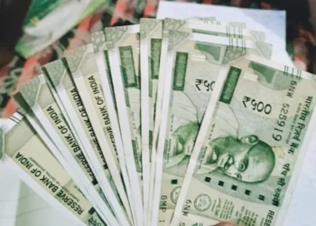 fact check: will rs 500 notes be demonetised by march?