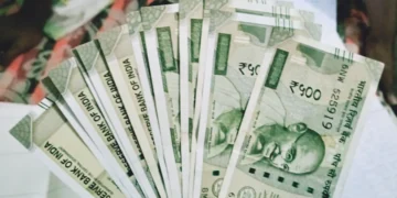 fact check: will rs 500 notes be demonetised by march?