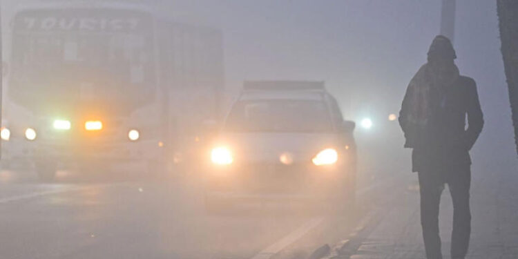 imd issues a 5-day fog alert across andhra pradesh, yanam, and rayalaseema. no major change in minimum temperatures expected.