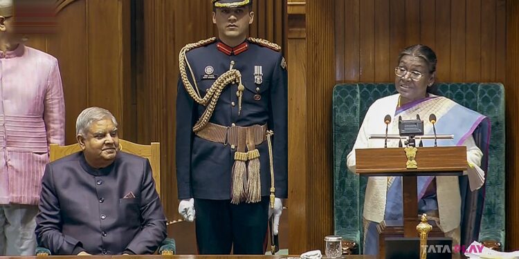 President Droupadi Murmu addressing Parliament at the start of the Budget Session