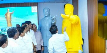 ap government announces ₹1750 crore ntr statue project to preserve the legacy of former cm and tdp founder ntr.