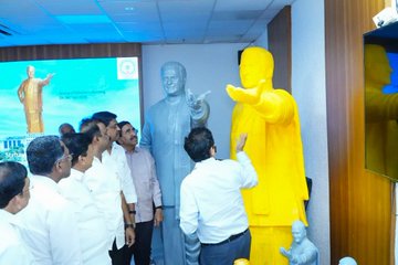 ap government announces ₹1750 crore ntr statue project to preserve the legacy of former cm and tdp founder ntr.