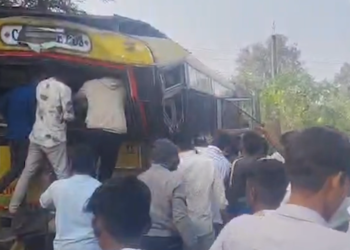 A speeding lorry hit a school bus in Chittoor, injuring 15 students. Police launched an investigation into the accident.