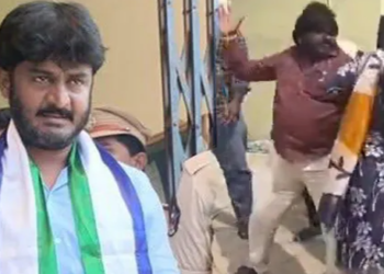 ysrcp leader hariprasad reddy slipper attack video chittoor