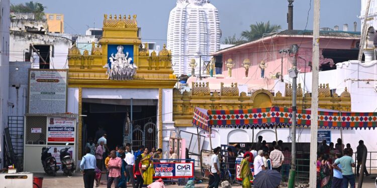Achchennaidu offering silk garments at Arasavalli Surya Narayana Swamy temple during Rathasaptami