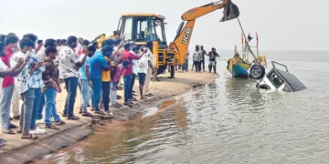 Tragedy at Antarvedi Beach: Man Dies as Car Plunges into Sea
