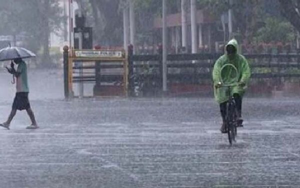 cyclone vayugundam weakens after landfall. imd predicts light to moderate rains in south coast and rayalaseema today.