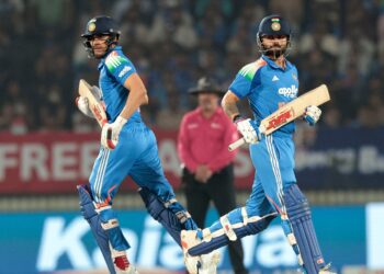 virat kohli leads india close to win as team india dominates the chase against new zealand in the first odi at vadodara.