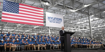 hyundai and kia achieve record 11.3% us market share in 2025 despite trump tariffs, driven by hybrids and local output