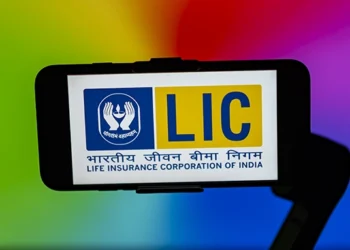 lic jeevan utsav single premium plan offers lifelong income through one-time investment with guaranteed returns and flexible income options