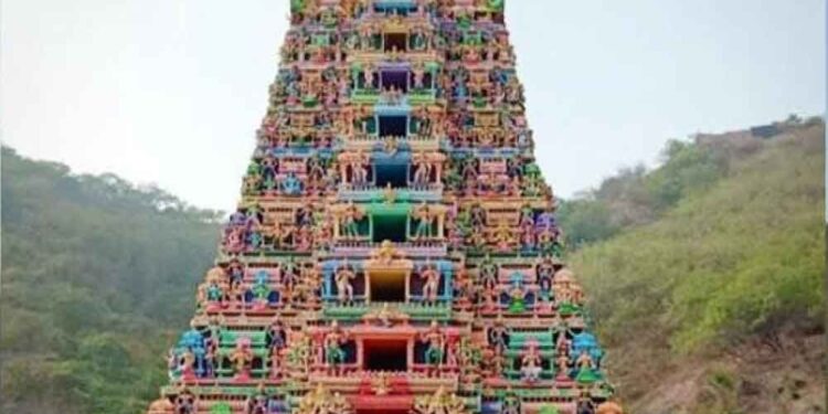 Kanaka Durga Temple Vijayawada controversy over staff dispute