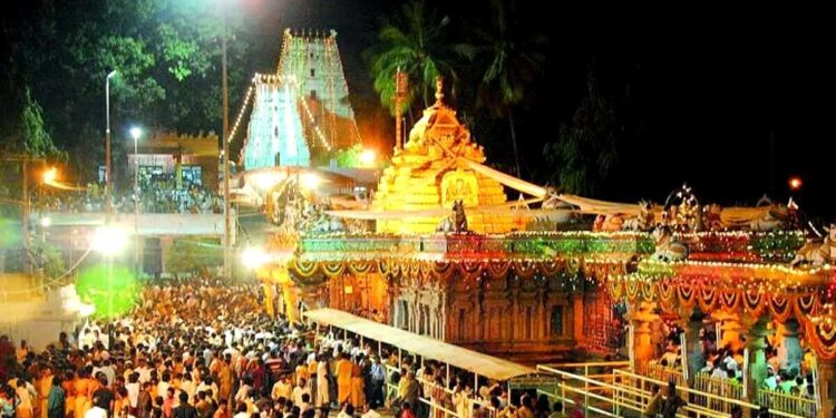 Devotees at Srisailam Temple during Maha Shivaratri Brahmotsavams