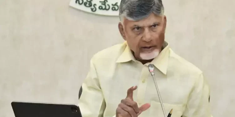 Chandrababu Naidu interacting with farmers during Kurnool visit