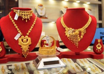 Gold and silver jewellery displayed in Hyderabad bullion market gold price today