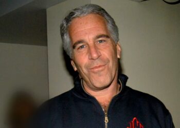 Jeffrey Epstein in Manhattan jail with investigators