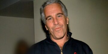 Jeffrey Epstein in Manhattan jail with investigators