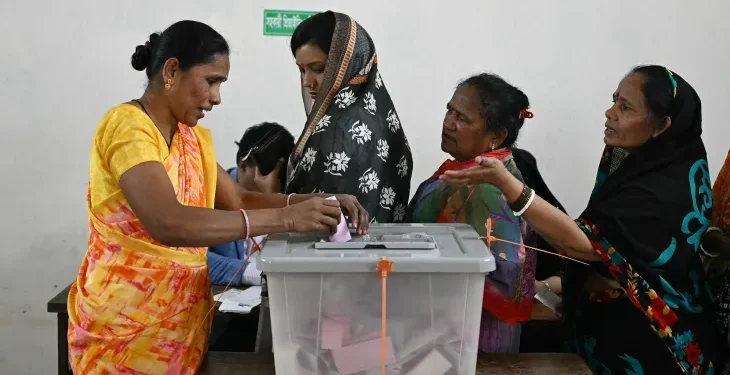 Voters casting ballots in Bangladesh parliamentary elections