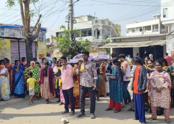 Korutla police stop funeral procession during campaign