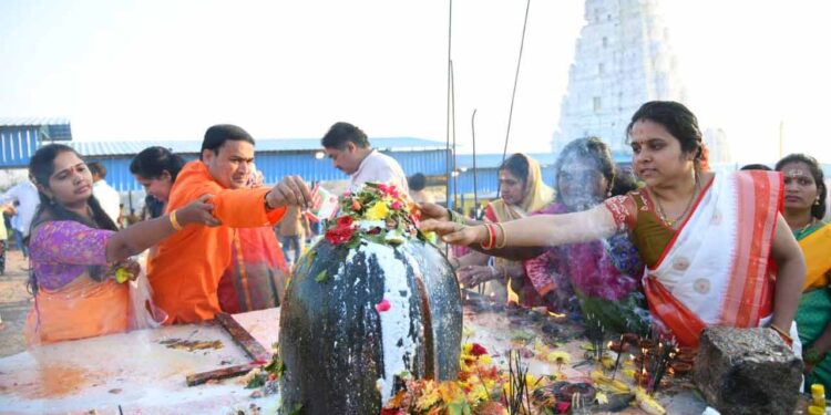 Grand Maha Shivaratri Celebrations Across Telugu States