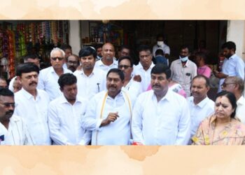 Sidiri Appalaraju visits diarrhoea affected families in Srikakulam