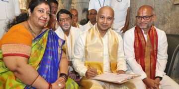 Muddaada Ravichandra after assuming charge as TTD EO at Tirumala