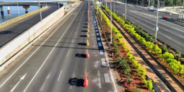 Musical road in Mumbai playing Jai Ho song