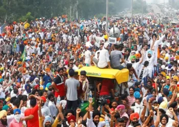 Indian farmers protesting against US-India trade deal