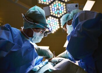 Emergency hospital surgery in India, highlighting medical negligence