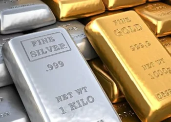 Gold and silver prices fall in bullion market