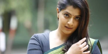 Varalaxmi Sarathkumar comments on women dressing during interview go viral on social media