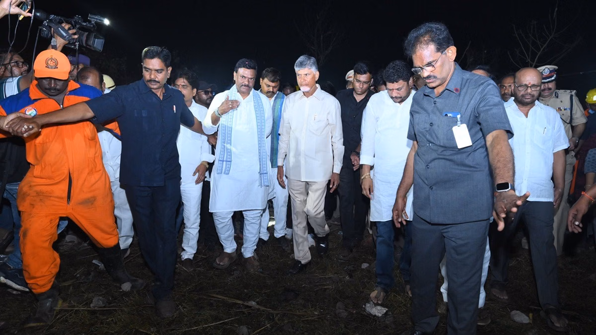 Chandrababu Naidu visits Kakinada GGH after firecracker factory blast