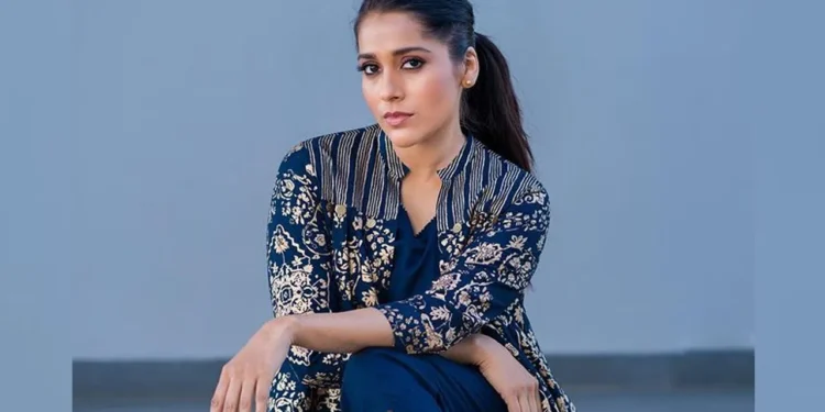 Anchor Rashmi Gautam reacting to Khamenei protests