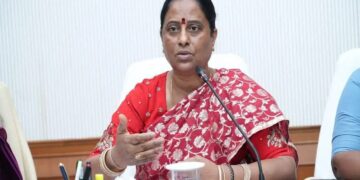 సుస్మిత కామెంట్స్‌తో కాంగ్రెస్‌లో రచ్చ.. సురేఖకు నేతల వార్నింగ్!